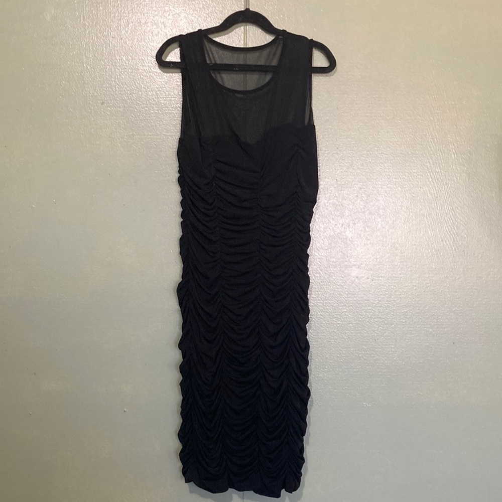 Boack ruffled dress